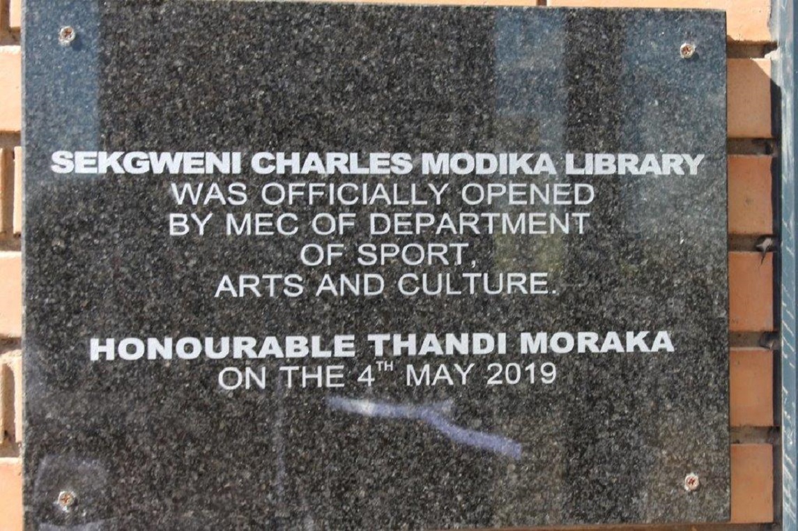 Sekhweni Charles Modika Library officially handed over to the community of Maphalle and surrounding villages during the official opening ceremony led  by MEC For Sport, Arts and Culture Ms. Thandi Moraka